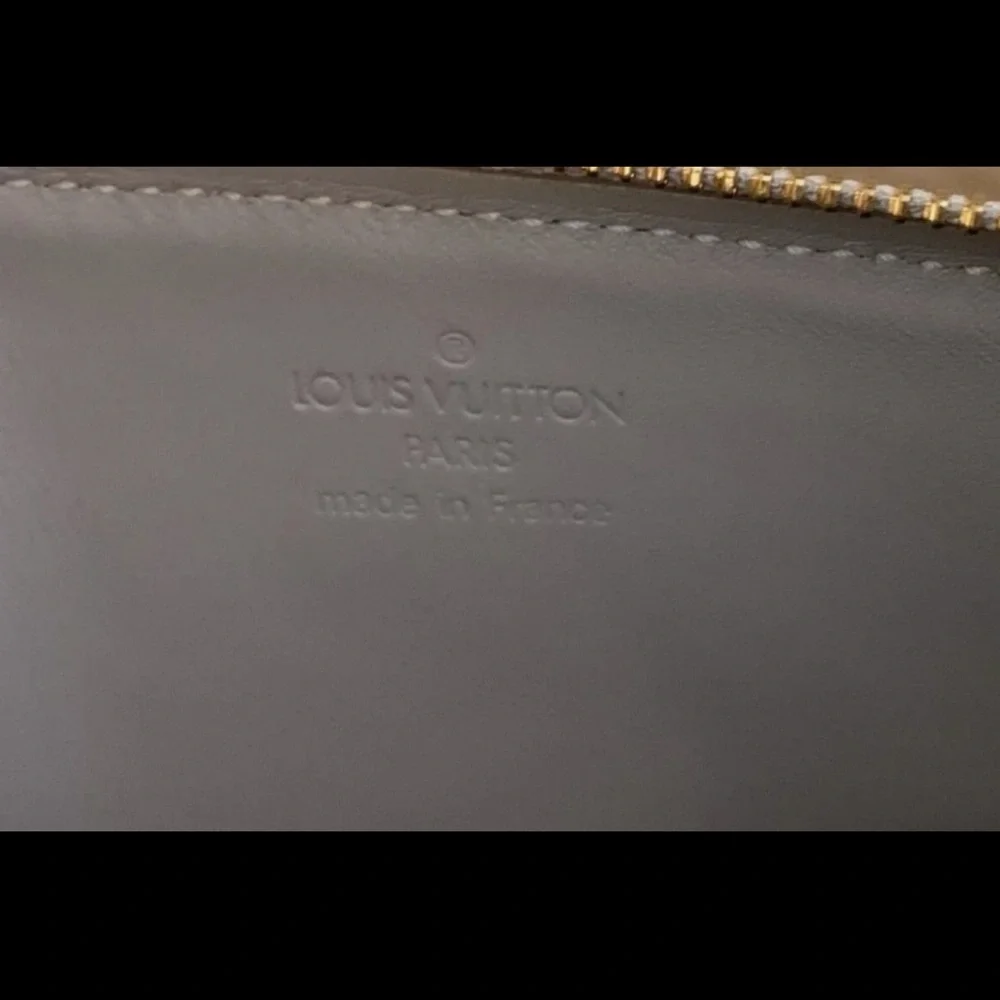 Louis Vuitton Gold Monogram Crossbody Bag - Picture 10 of 12